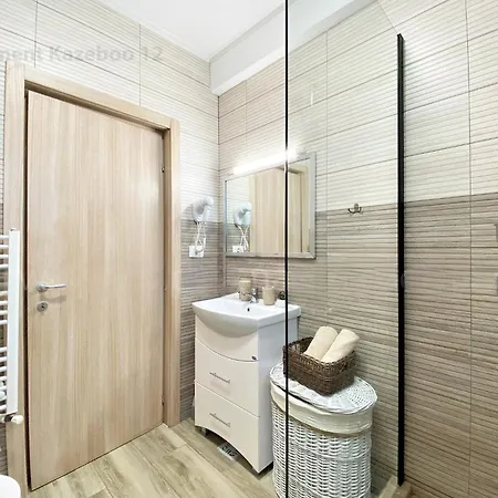 Frontala 12 * Năvodari